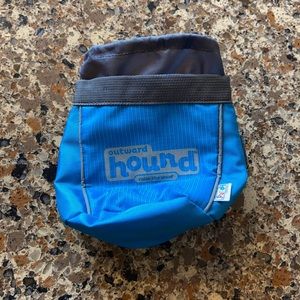 Outward hound treat tote